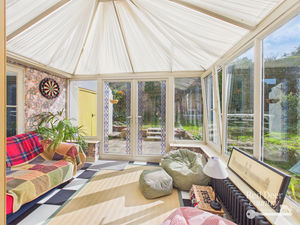 Sunroom- click for photo gallery